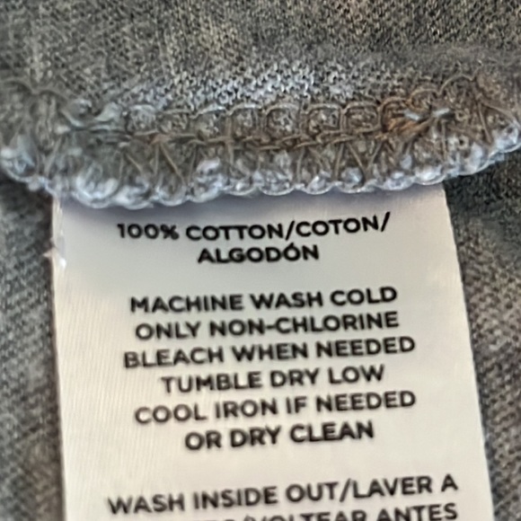 Loft Tshirt - Picture 6 of 6